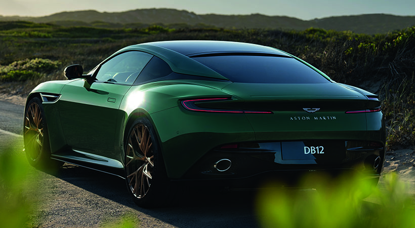 Tres cuartos del diseño exterior del auto se mantienen virtualmente sin cambio alguno. Foto: Aston Martin