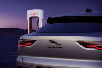 ¿Tienes un Jaguar I-Pace? Podrás cargarlo en los Supercargadores de Tesla
