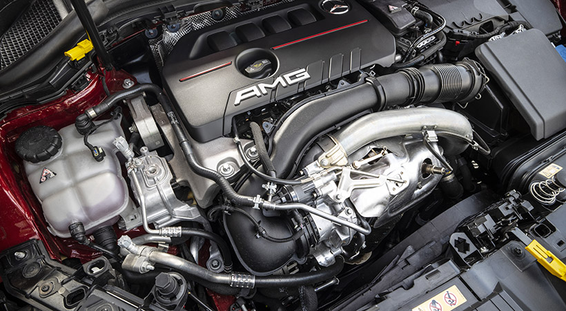 El modelo GLA 35 2024 está equipado con un sistema híbrido suave de 48 voltios. Foto: Mercedes-AMG