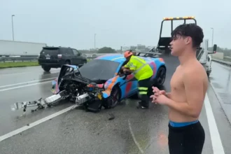 Este joven youtuber destrozó un McLaren por venir usando el móvil